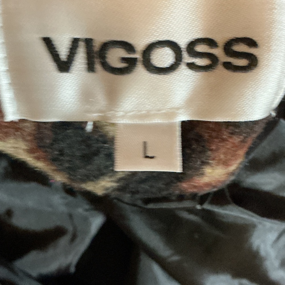 Vigoss Leopard Print Teddy Jacket - Picture 3 of 5